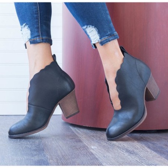 LAST RESTOCK Black V-Ankle Bootie - Picture 3 of 7